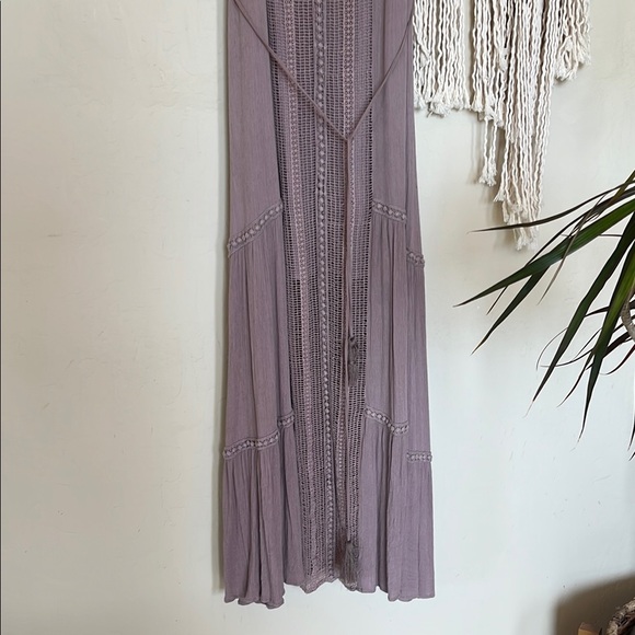 Elegant Lavender Maxi Dress - Picture 6 of 10